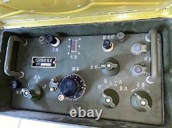 1967 NOS Vietnam era Military Ham Radio Receiver Type 139 MIB