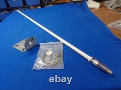 AC Marine UHF Antenna with Mount