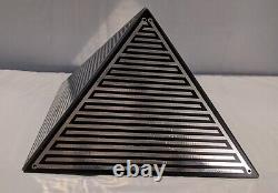 Giza Pyramid PHI Antenna All-in-One UWB(Ultra Wide Band) Omni-Directional