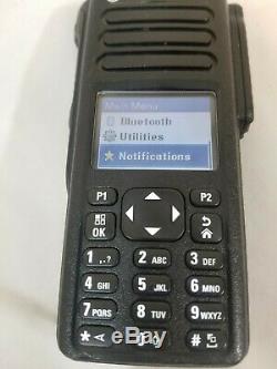 Motorola XPR7550 UHF Handheld Portable Radio Ham bluetooth battery antenna