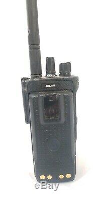 Motorola XPR7550 UHF Handheld Portable Radio Ham bluetooth battery antenna